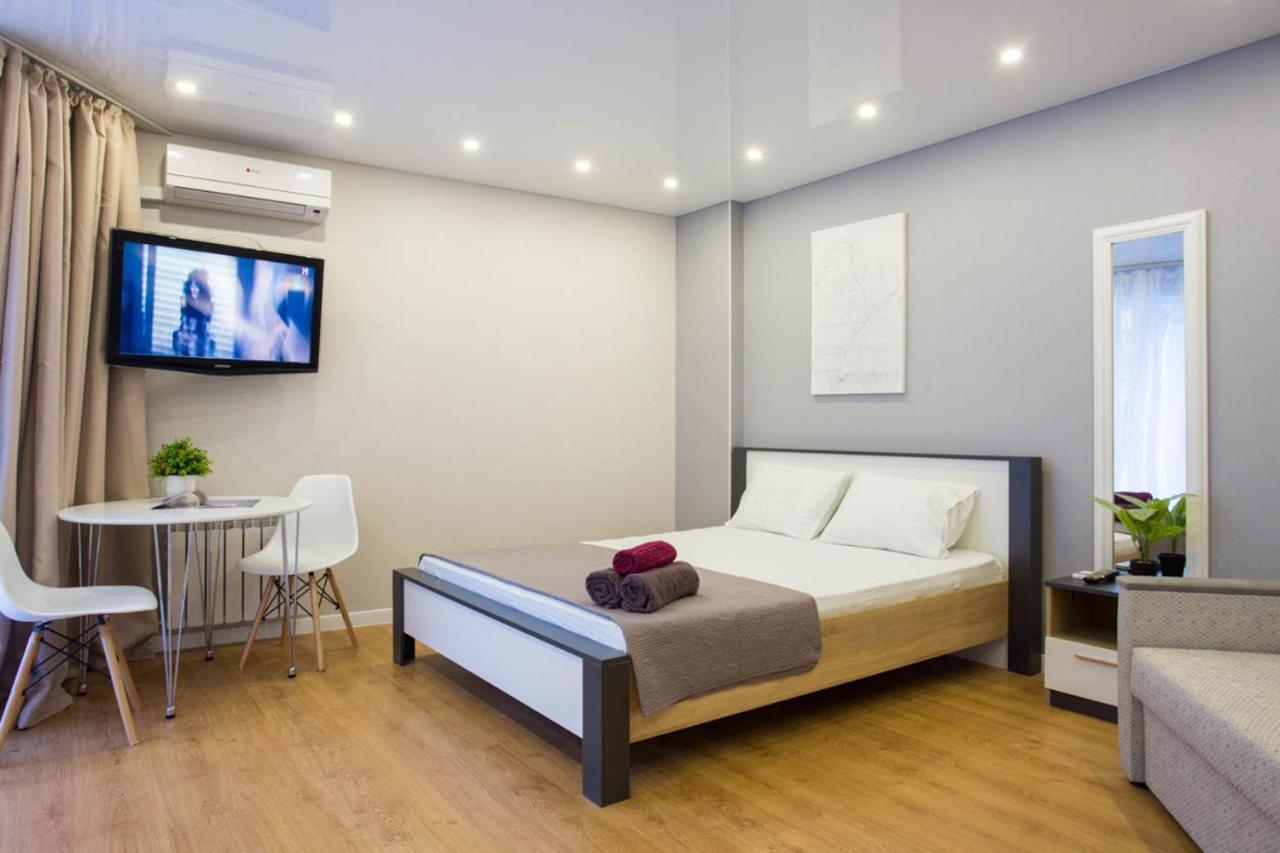 New Studio In The City Center - Mykoly Khvylovoho Str 5-2 Kharkiv Exterior photo